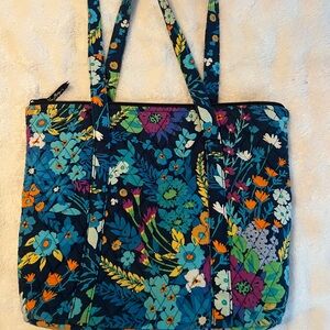 Vera Bradley tote bag